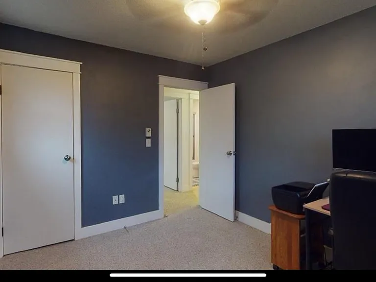 13 Rosewood Ln — Photo 5