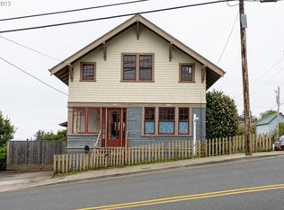 990 8th St, Astoria, OR 97103