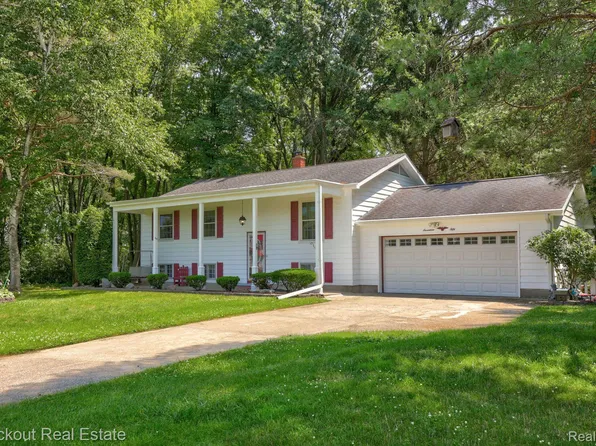 1750 Gabel Rd, Saginaw, MI 48601