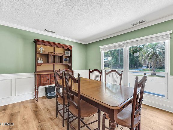 4th image of 4007 Shell Point Road