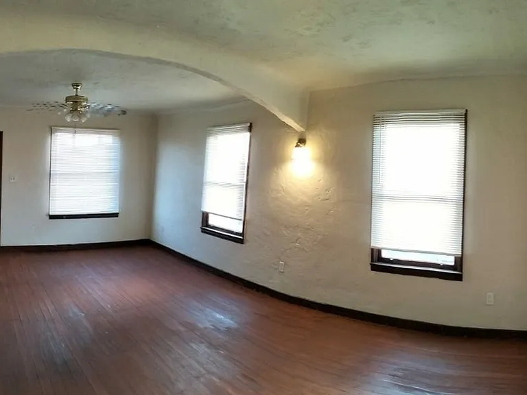 709 Valley Ave — Photo 8