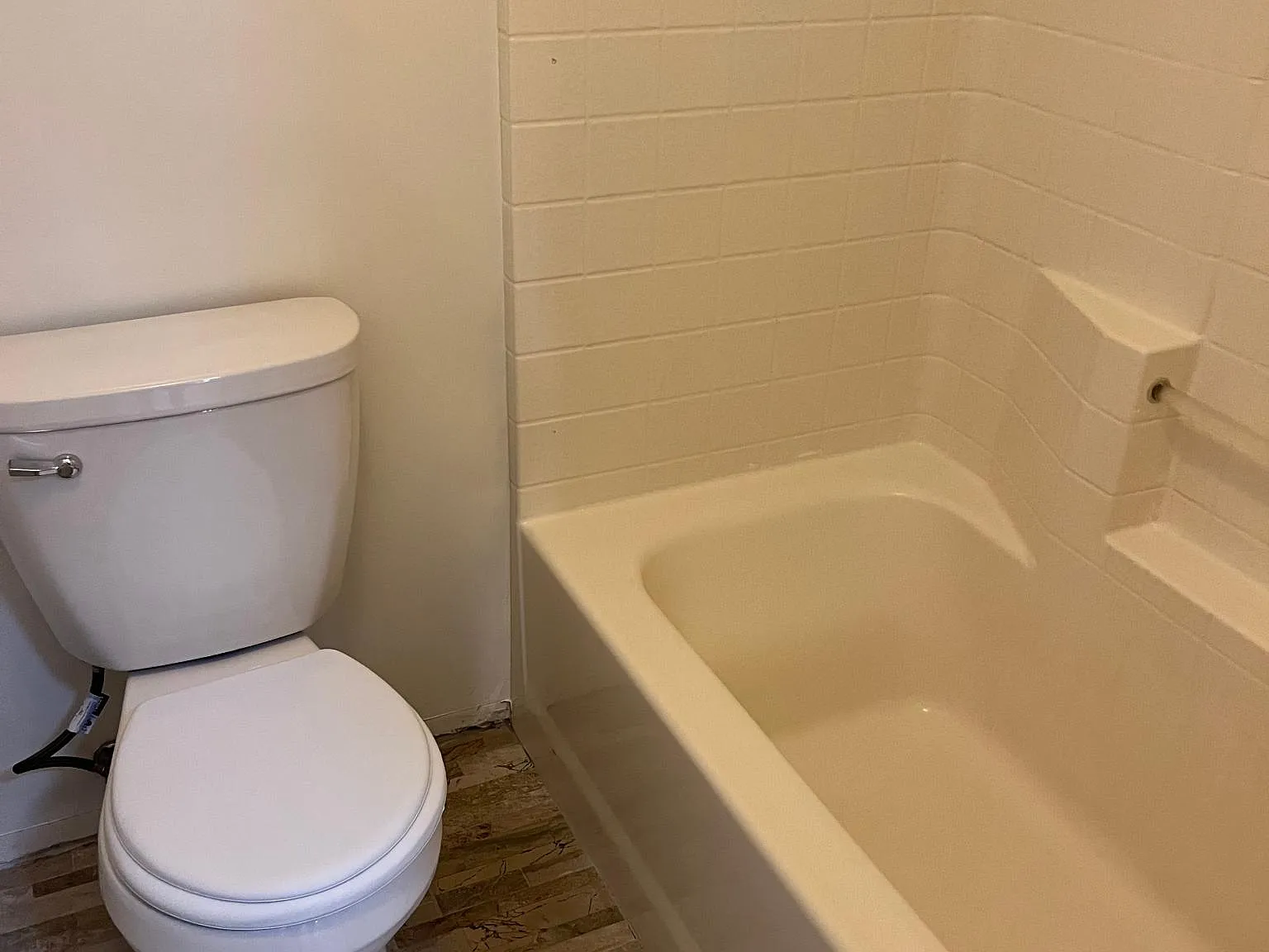 1 bed, 650 sqft, $1,975 — Photo 2