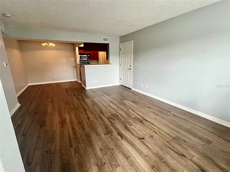 10200 Gandy Blvd N #813 — Photo 9
