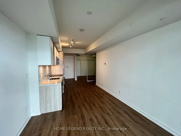 30 Ordnance St #2201 — Photo 4