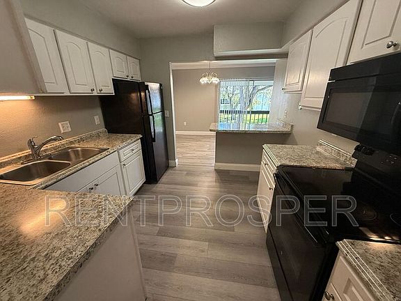 3rd image of 4305 S Semoran Blvd APT 8