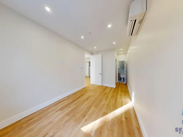 694 Rutland Road image 11 of 15