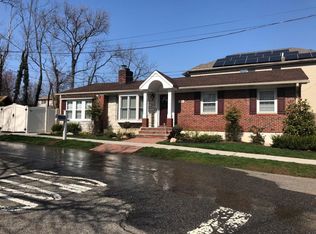 409 Lipsett Ave, Staten Island, NY 10312