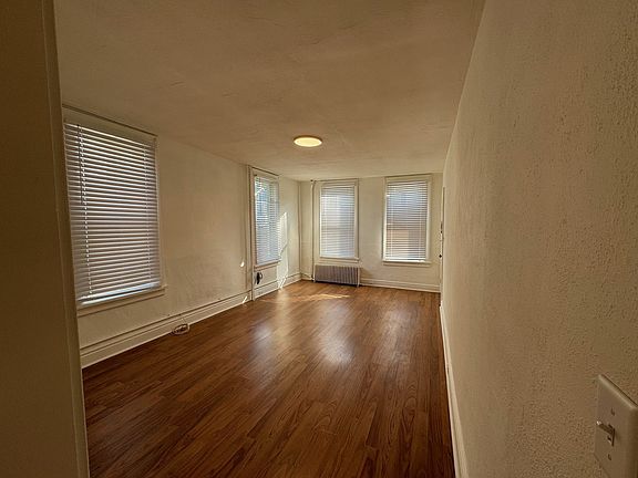 4th image of 212 N Railroad St APT 2