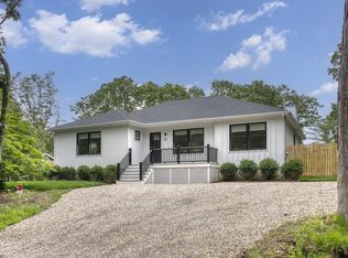 23 Crystal Dr, East Hampton, NY 11937