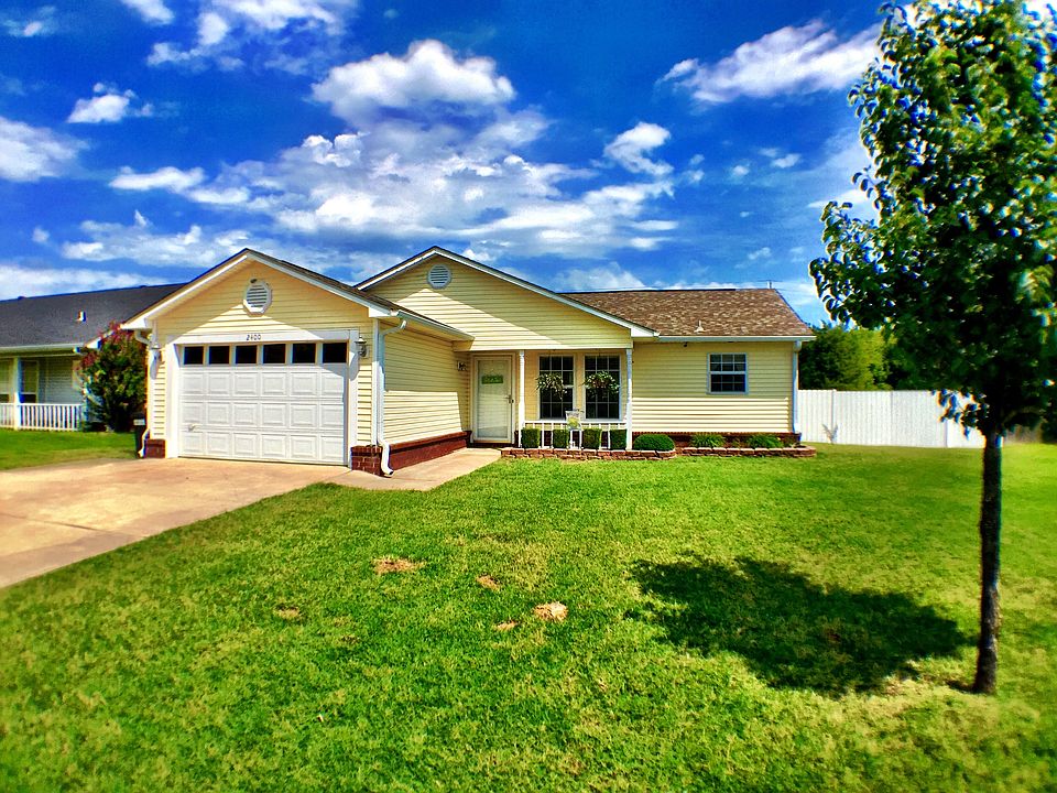 1st image of 2400 Broken Hill Dr