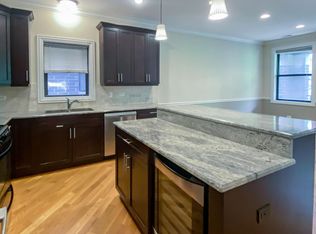 2942 N Racine Ave #3, Chicago, IL 60657