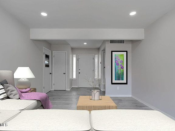 2nd image of 2705 Escarpa Dr