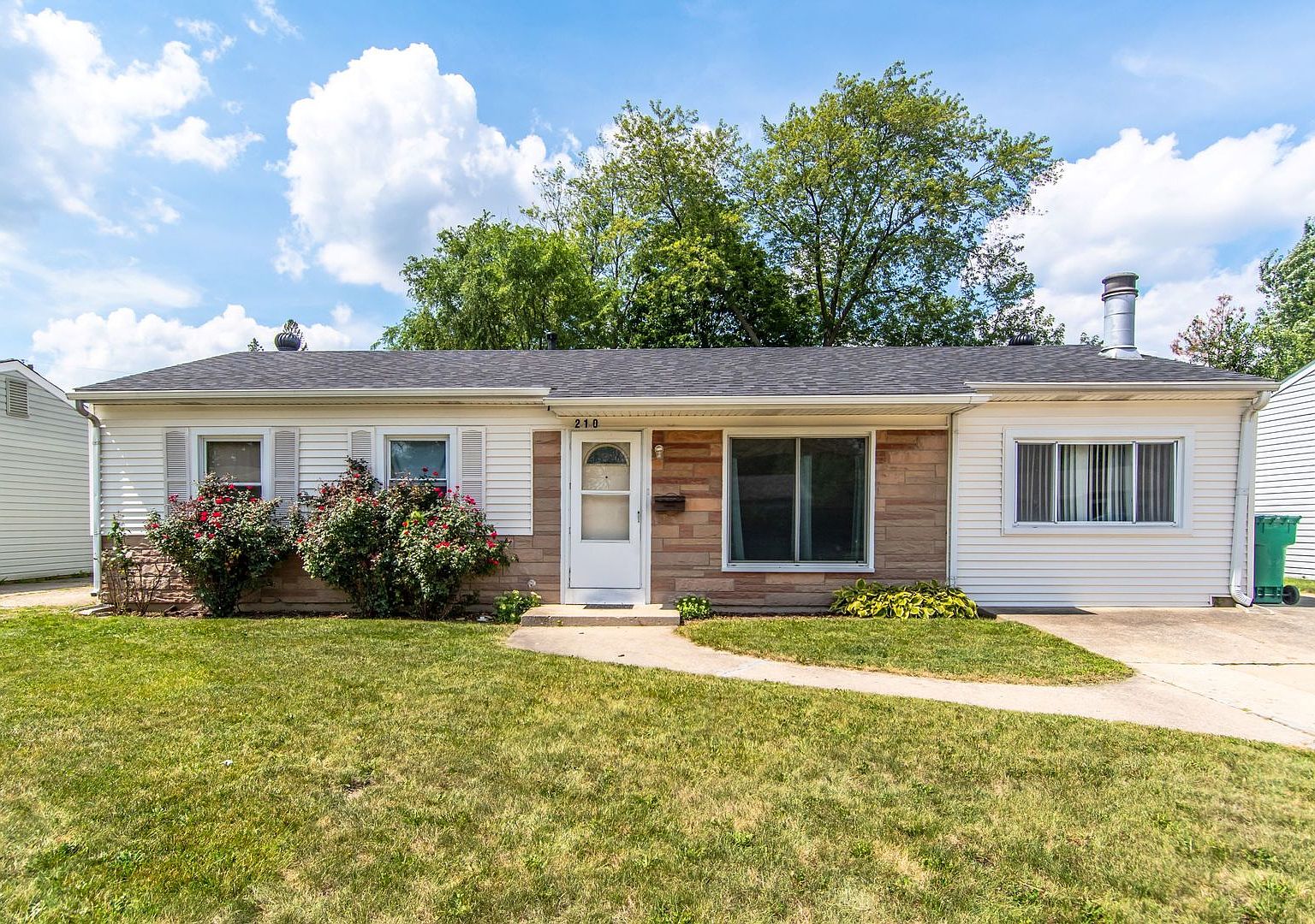 210 Fremont Ave, Romeoville, IL 60446 | Zillow