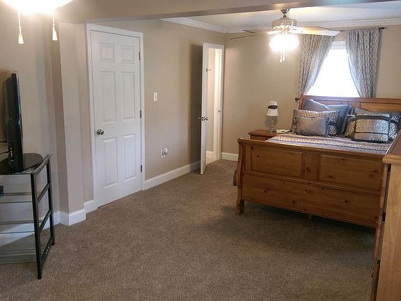 huge MBR with large closet, private bath