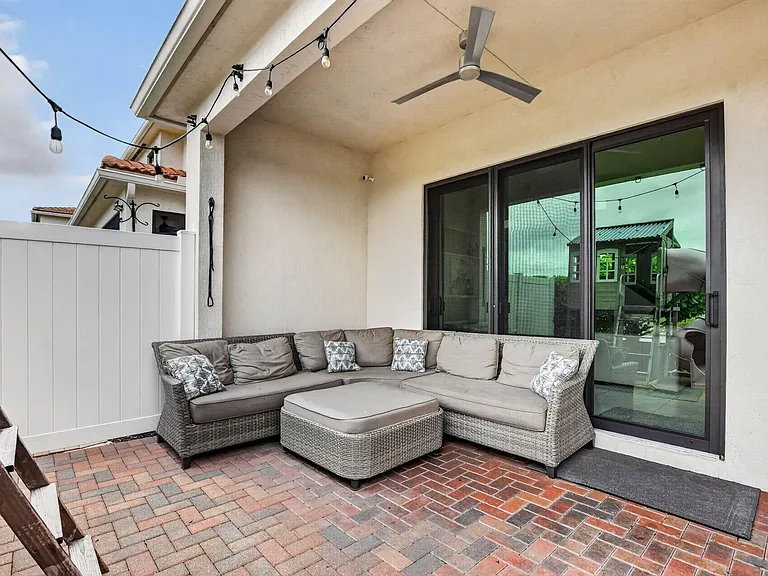 10106 Akenside Dr — Photo 34