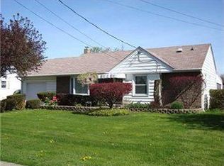 6095 Ketchum Ave, Newfane, NY