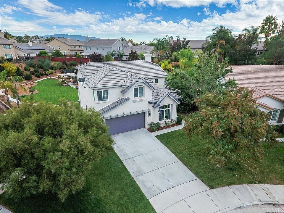 1st image of 30597 N Gate Ln