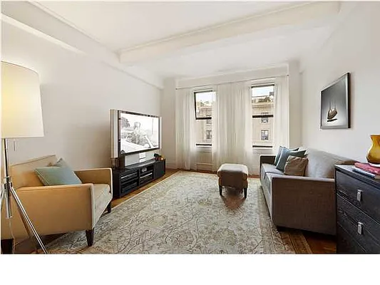 Sold by Realmart Realty LLC | media 2