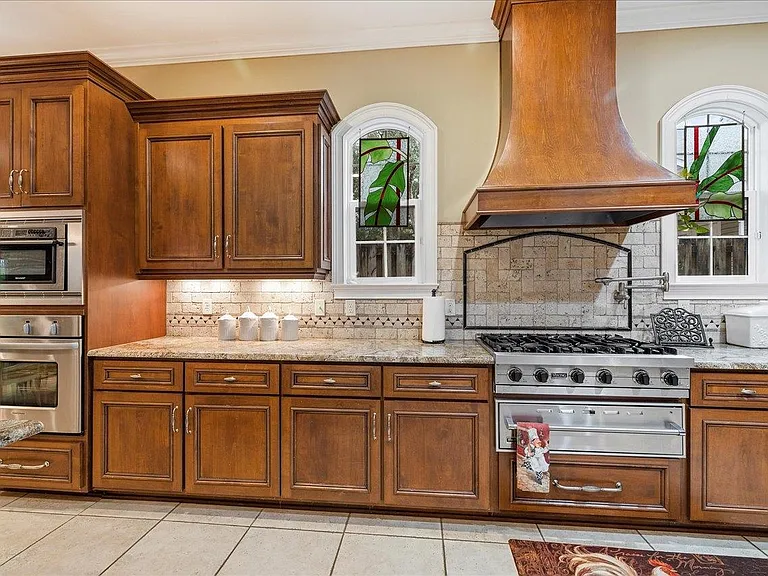 4146 Forsythe Way — Photo 20