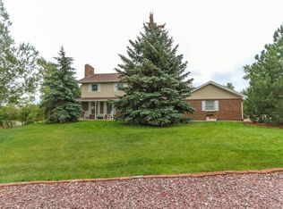 915 Poplar Ln, Gillette, WY 82716