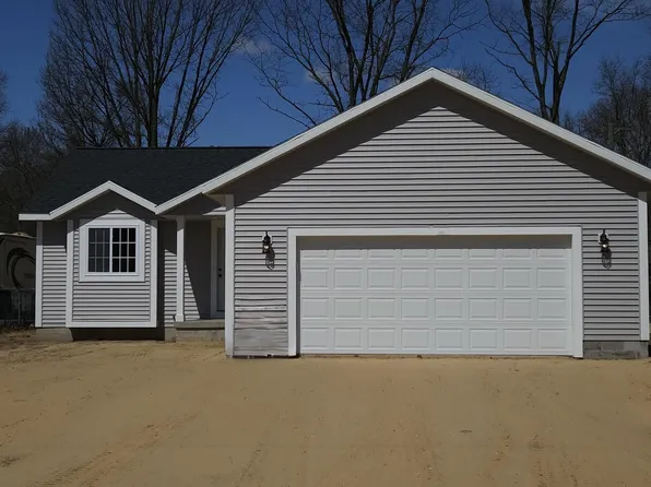 7445 Sweeter Rd, Twin Lake, MI 49457