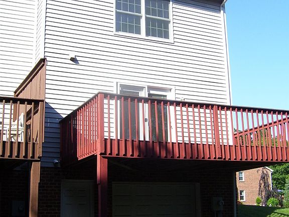 4th image of 195 Emerald Dr