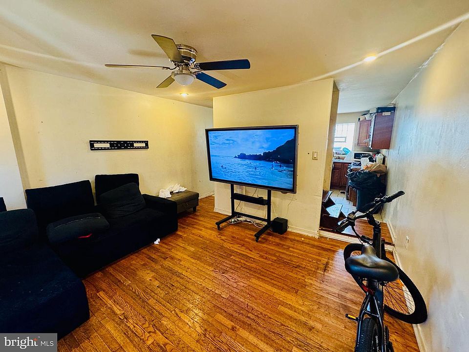 2nd image of 2808 Cantrell St