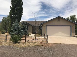 7595 Cave View Rd, Flagstaff, AZ 86004