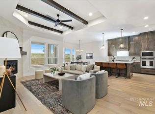 6760 W Piaffe St, Eagle, ID 83616