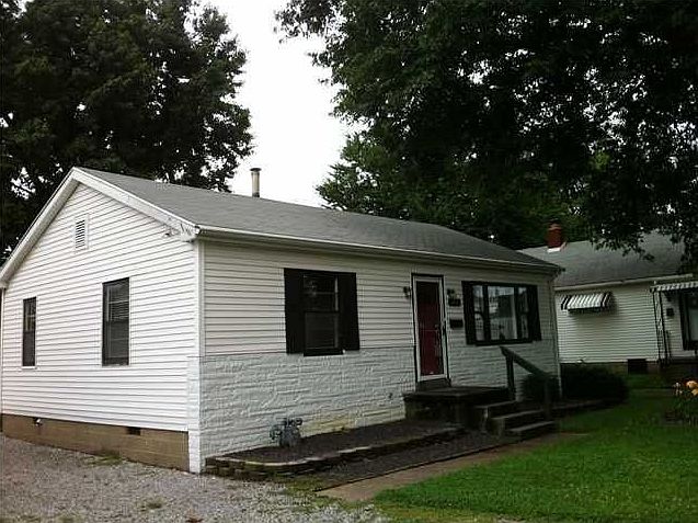 1st image of 301 S Welworth Ave