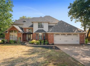 1107 Bear Track Dr, Van Buren, AR 72956