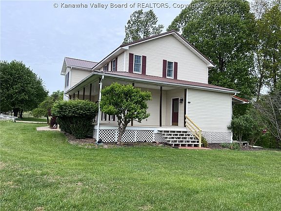 5th image of 488 Ridgeview Dr