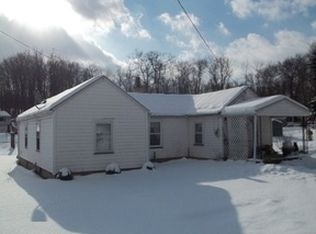 642 Cross Cove Rd, Roaring Spring, PA 16673