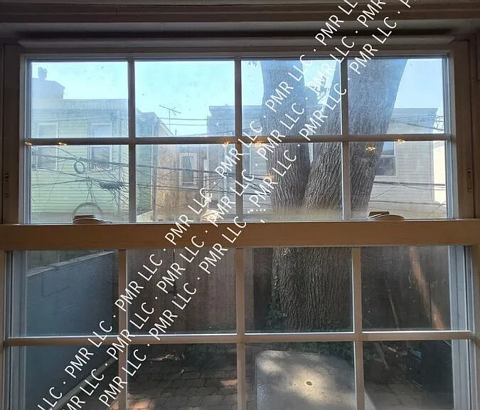 878 N Taylor St — Photo 32