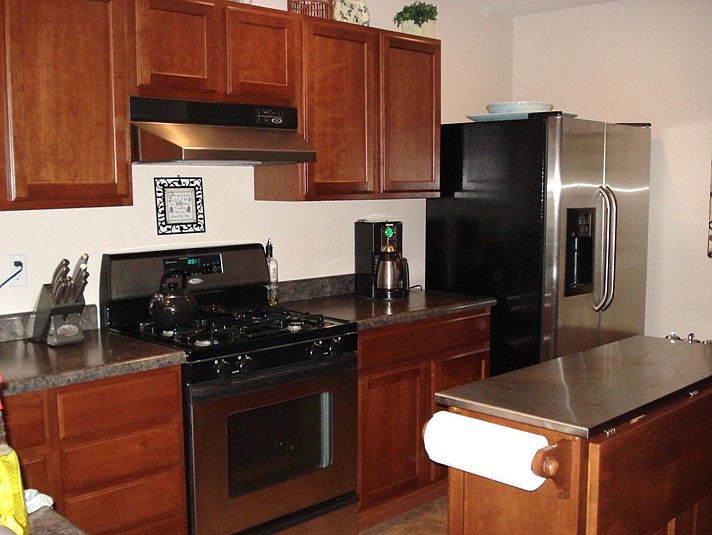 2nd image of 9511 184th St E