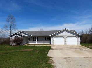 17033 Lanes End, Dixon, MO 65459
