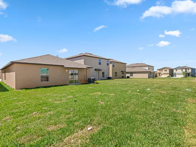 7110 Amelia Cove Ct — Photo 24
