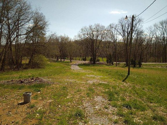 3rd image of 2909 Highway 130 E