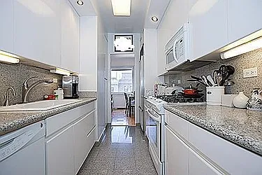 Rented by Adriana Arciello, LREB