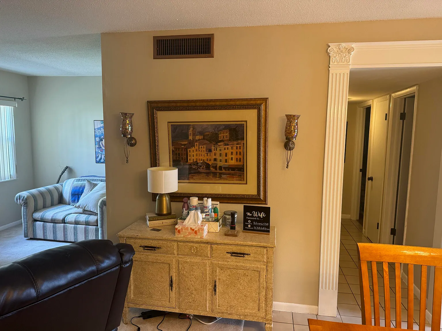2 bed, 2.0 bath, 1000 sqft, $2,500 — Photo 2