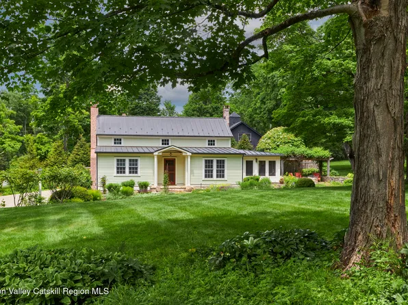 1408 County Route 83, Pine Plains, NY 12567