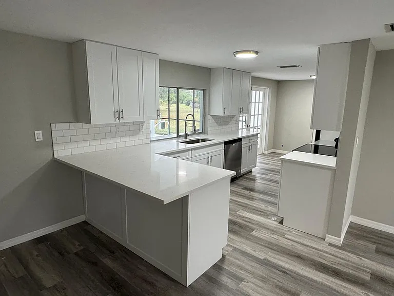 3349 Overland Dr — Photo 2