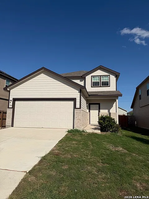 4 bed, 2.5 bath, 1676 sqft, $1,950 — Photo 2