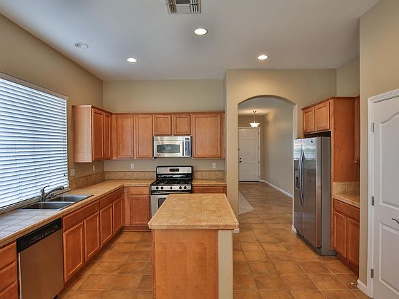 4th image of 2532 Autumn Meadow Ave