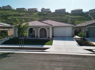 2720 Santa Fiora Dr, Corona, CA 92882