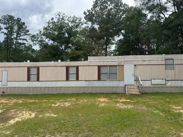 681 Lewis Perkins Rd, Leesville, LA 71446