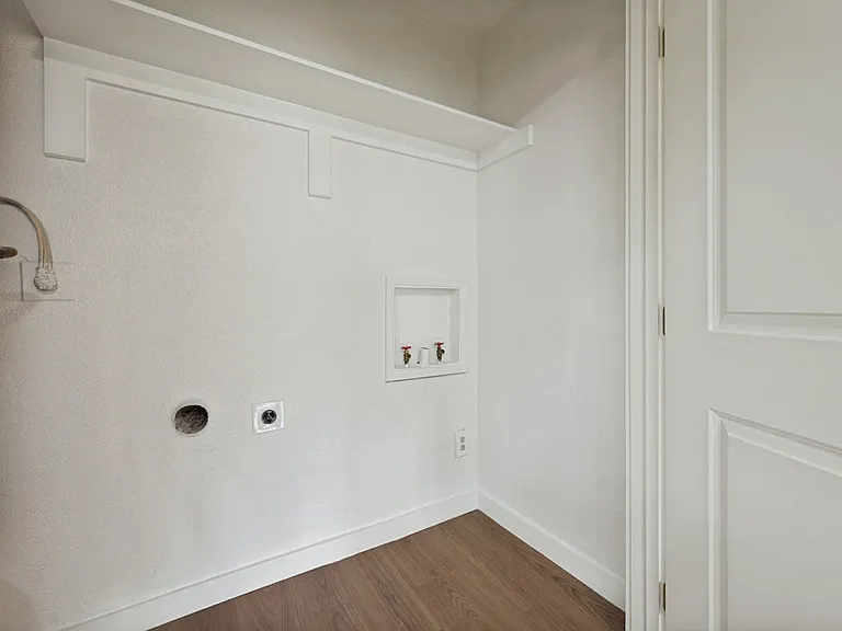 1025 Kingston Dr — Photo 13