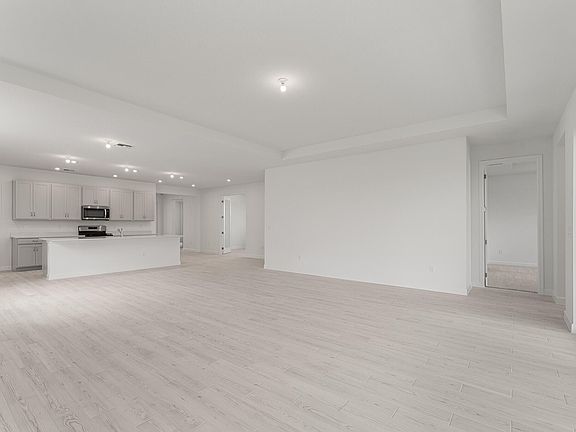 4th image of 10153 SW Carnelian Street