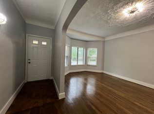 1096 Van Dyke St #101, Detroit, MI 48214