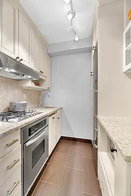 Sold by Compass | media 3